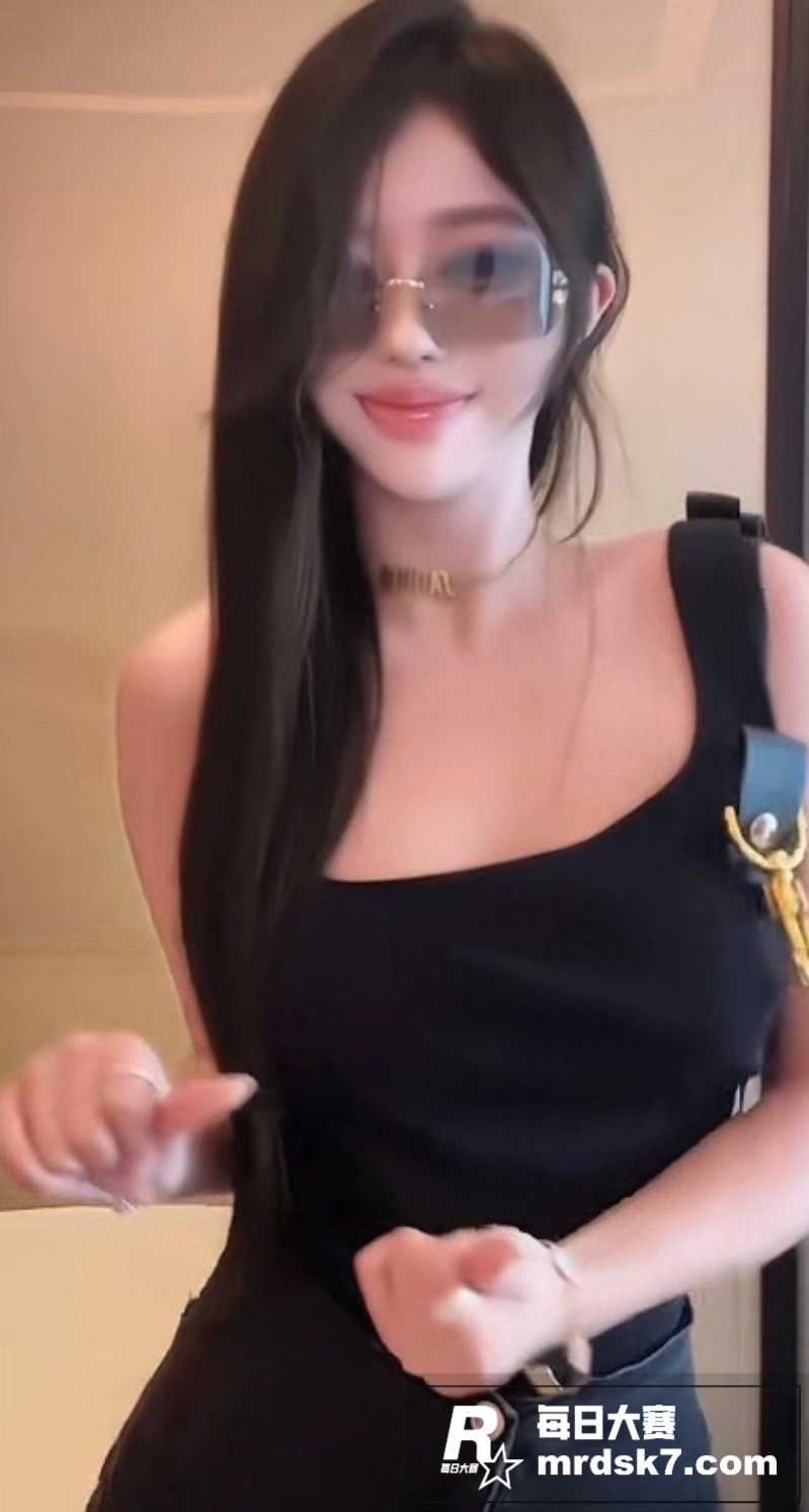 上海高颜值女神 周乔相关图片2