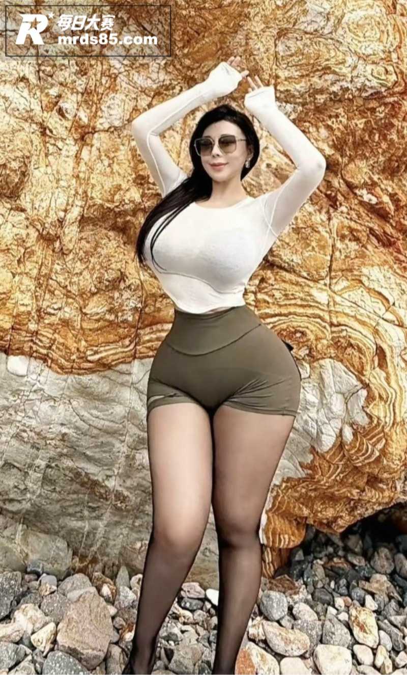 抖音顶级BBW尤物 相关图片1