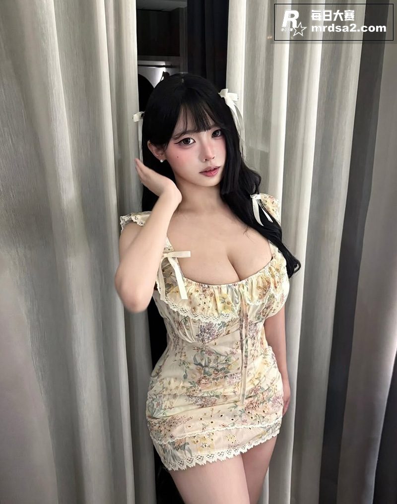 IG高颜值巨乳网红 相关图片7