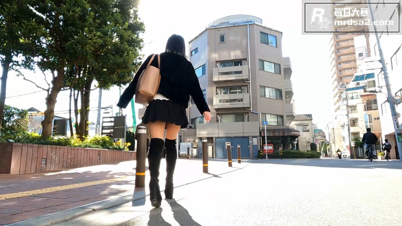 日本假装偷拍系列 极相关图片1