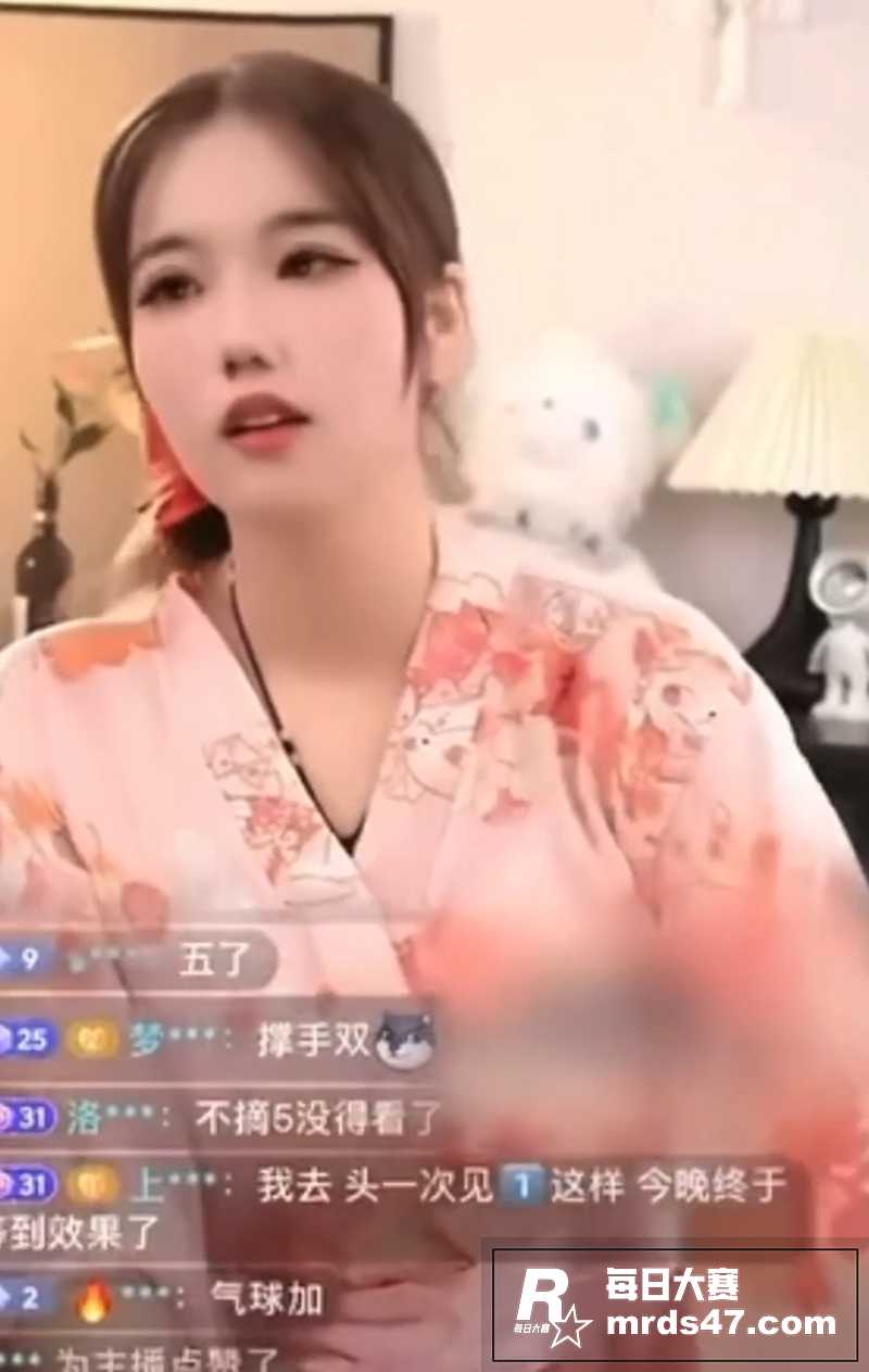 抖音热瓜 某运营店女相关图片2