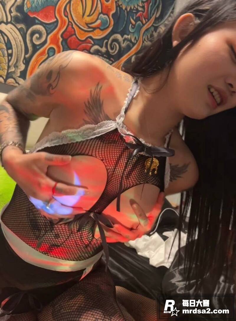 广西桂林精神小妹 日相关图片3