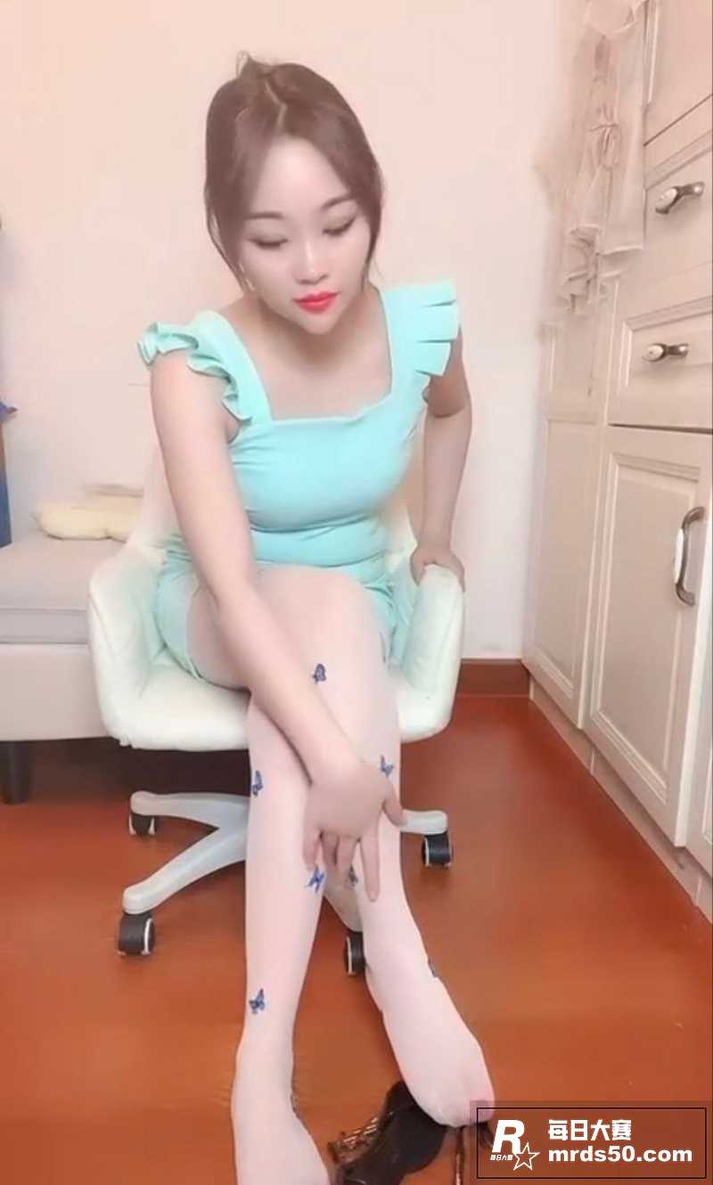 快手极品魅力少妇 曾相关图片4