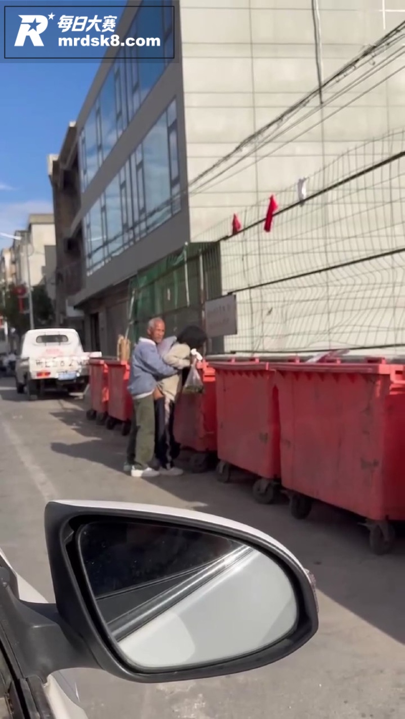 福建平潭市区路边垃圾相关图片5