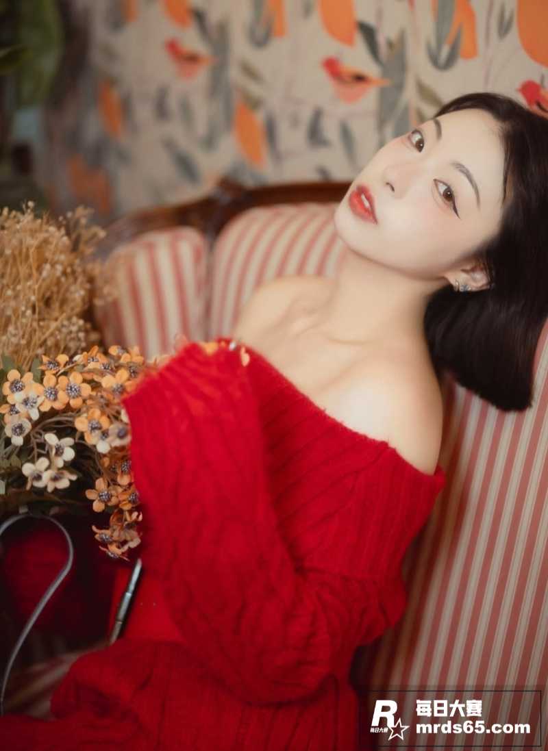 IG巨乳网红 war相关图片3