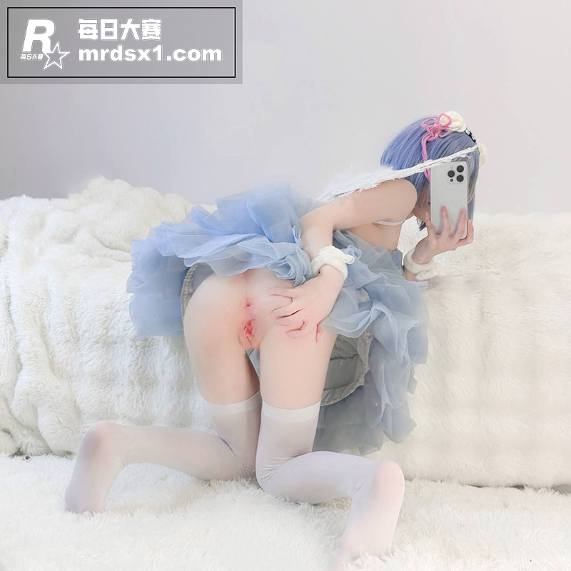 推特顶级萝莉福利姬 相关图片31