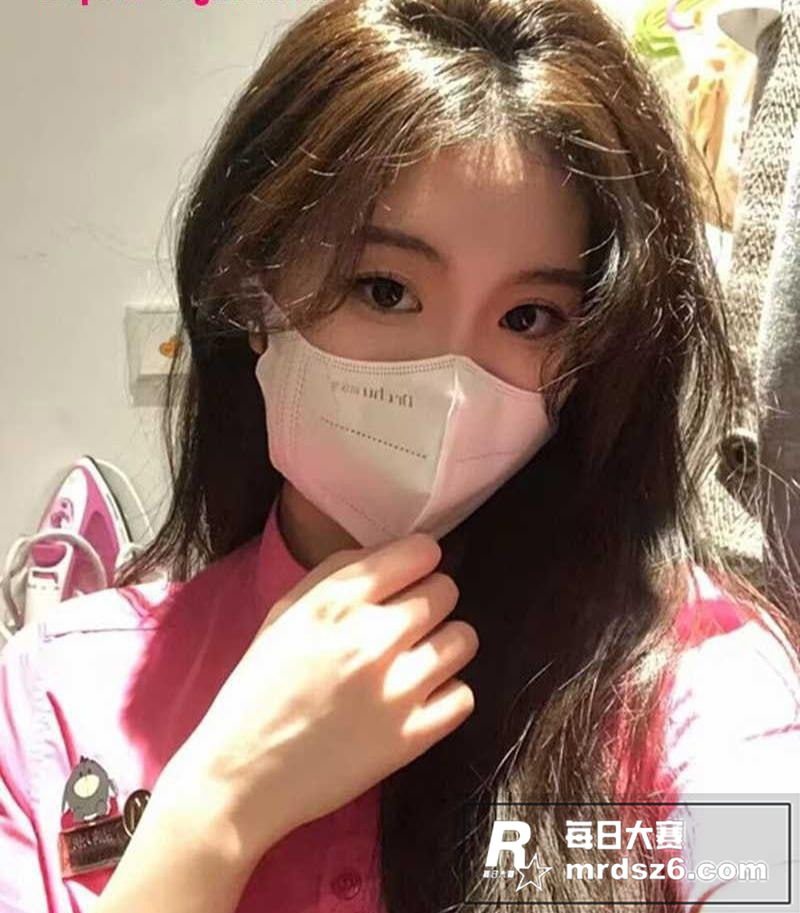 高颜值清纯兼职美术生相关图片1