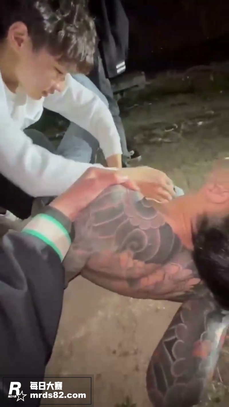 街头热瓜 纹身精神小相关图片1