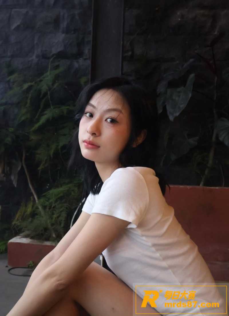 极品高颜值海外留学生相关图片5