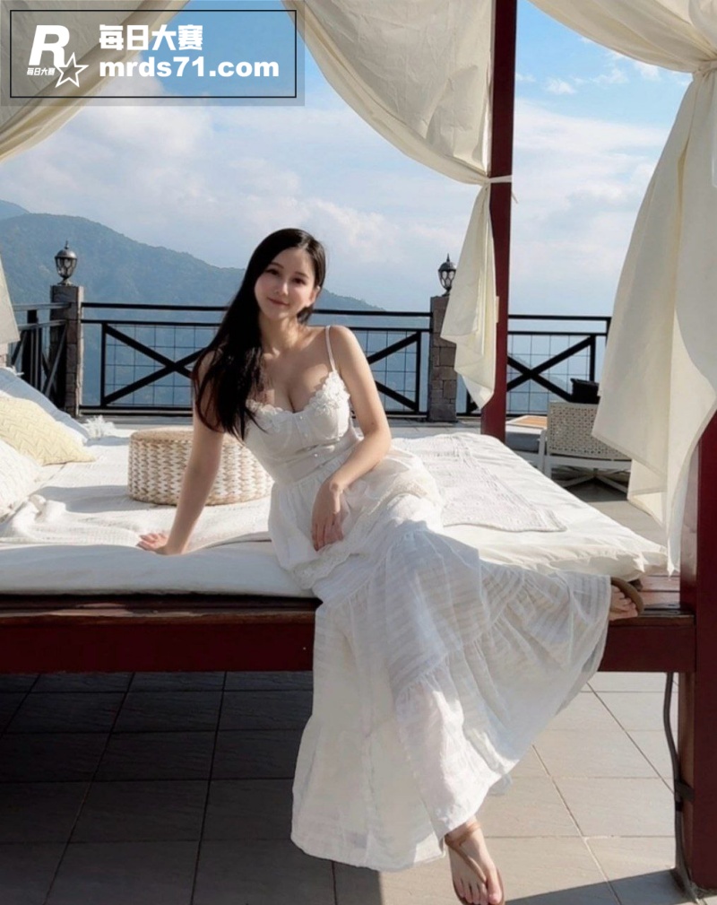 极品高颜值巨乳旅行博相关图片10