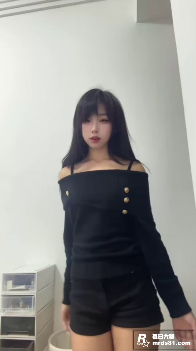 推特福利姬 小辞 付相关图片1