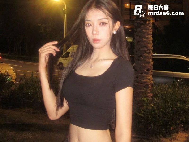 重庆高颜值反差御姐 相关图片1