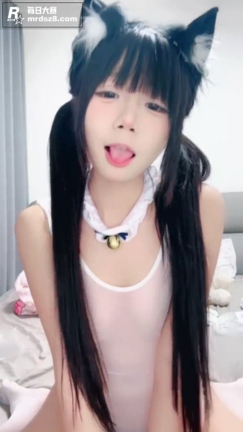 顶级反差萝莉 玉米m相关图片1