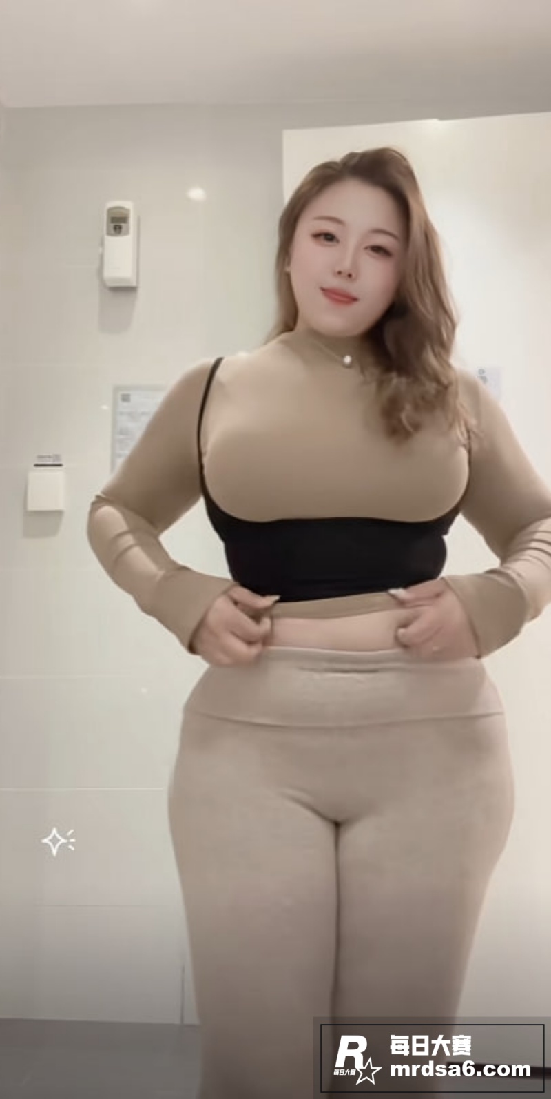 抖音BBW坦克网红 相关图片4