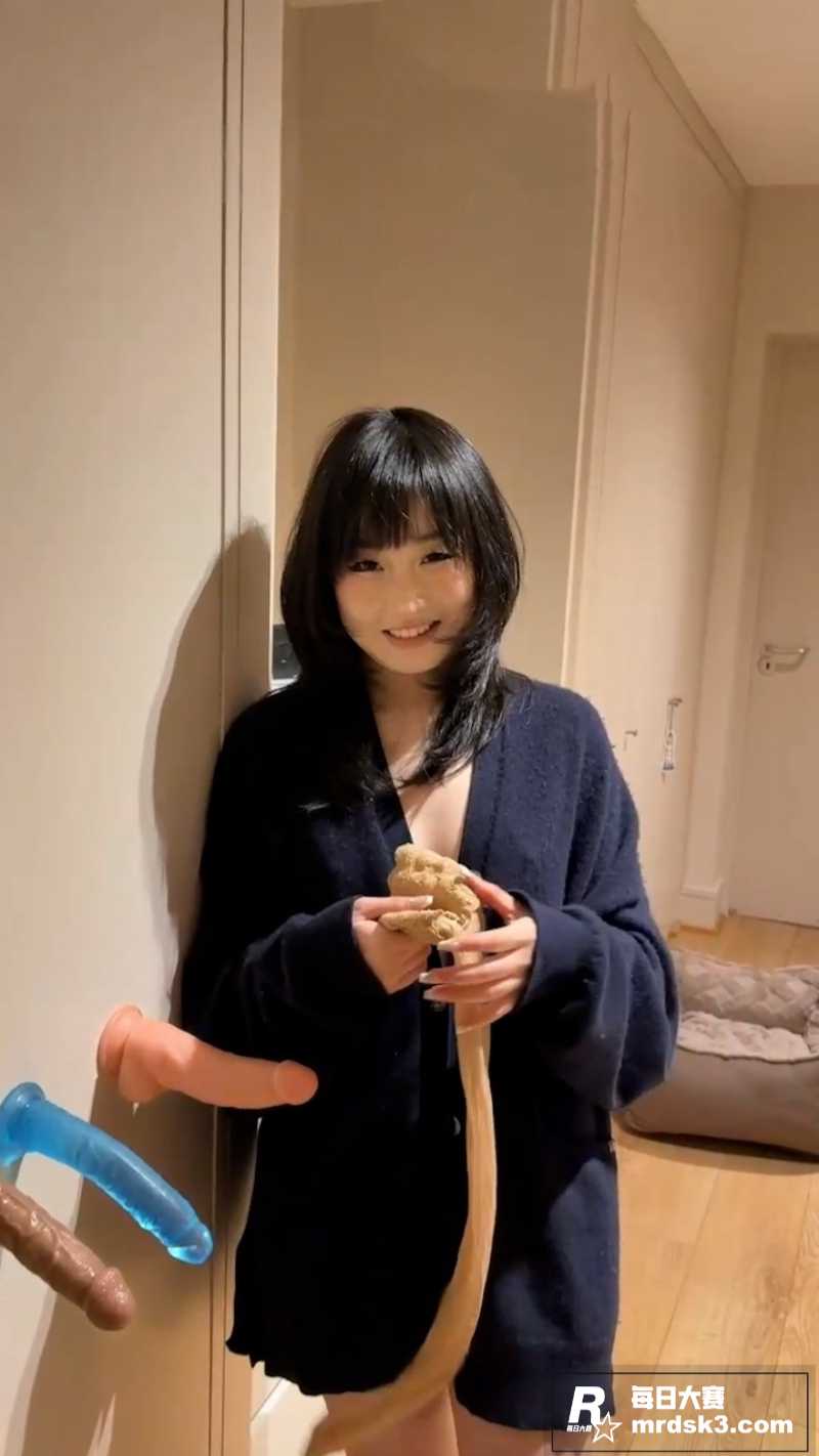 推特阿黑颜女神 噗噗相关图片1