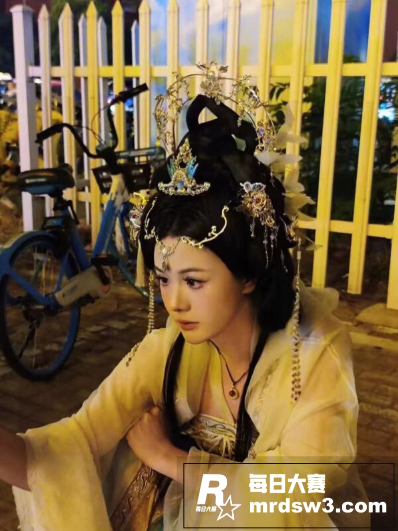小哥面基伪娘大屌萝莉相关图片3