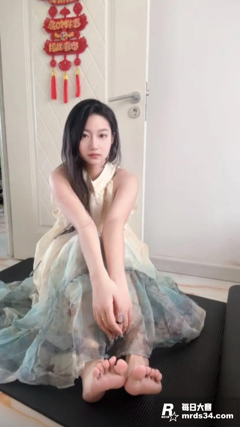 抖音高颜值网红 小佳相关图片3
