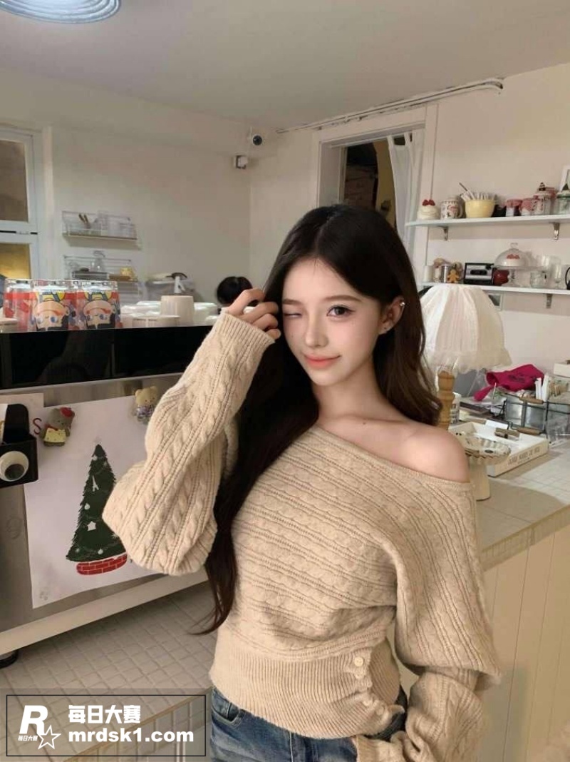高颜值性感反差美少女相关图片2