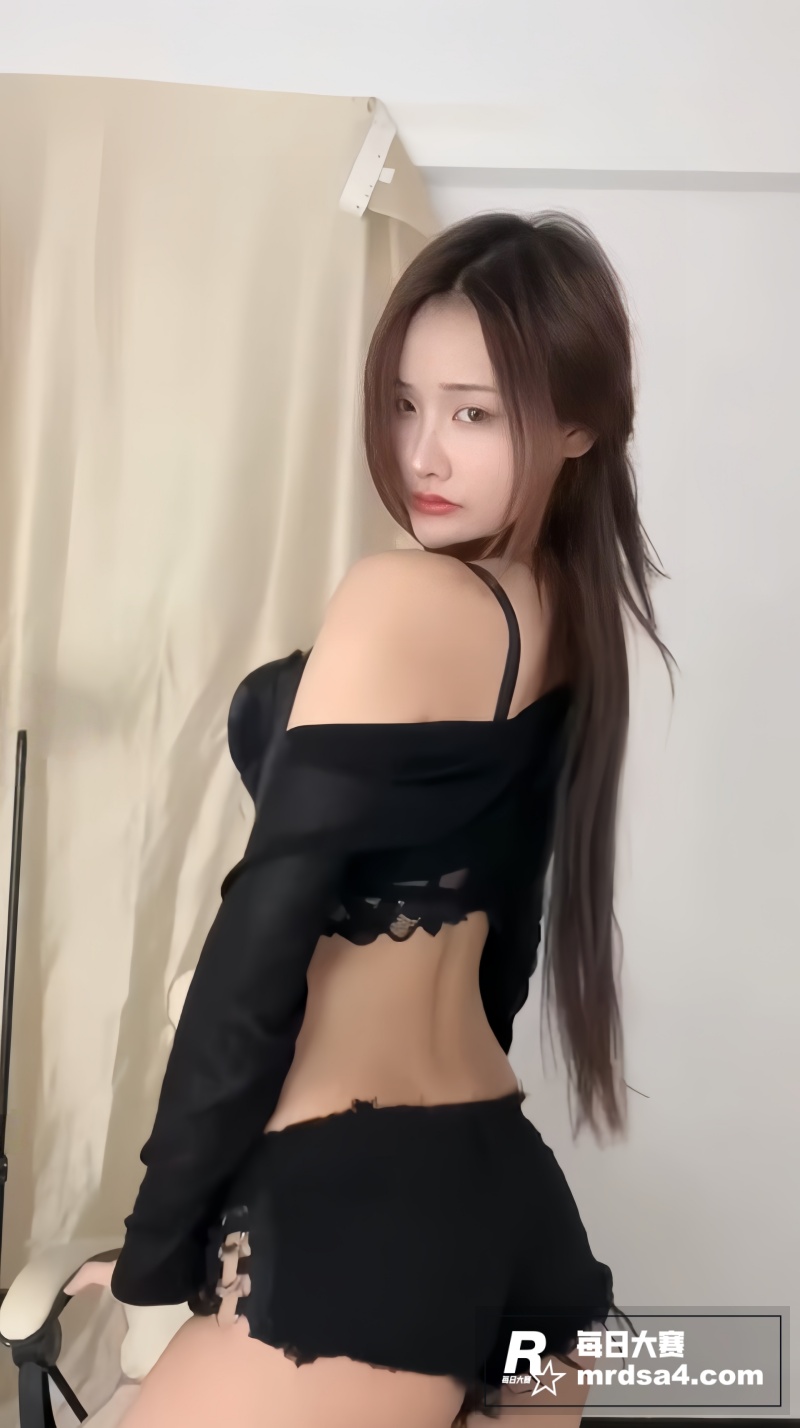 快手性感美女 恩玉 相关图片8