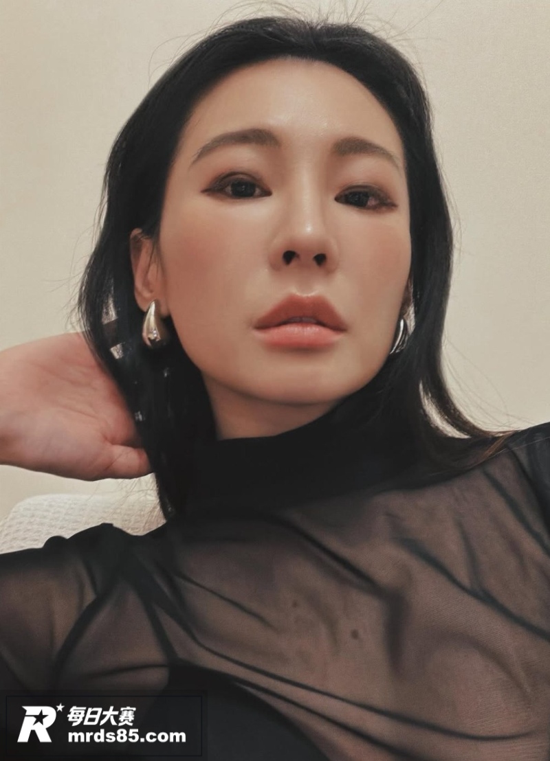 推特高颜值大奶网红 相关图片5