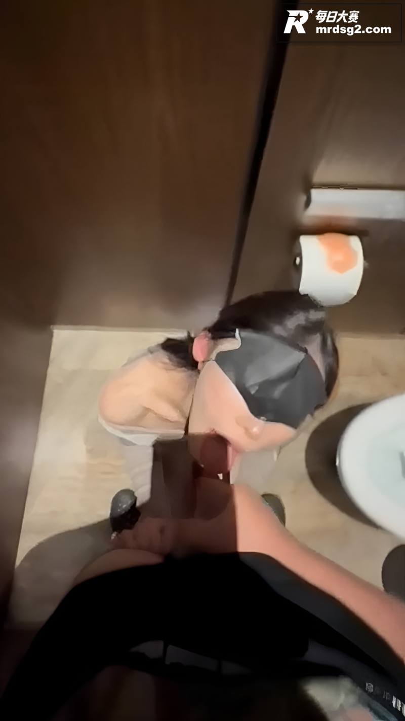 推特极品福利姬 姜舒相关图片8