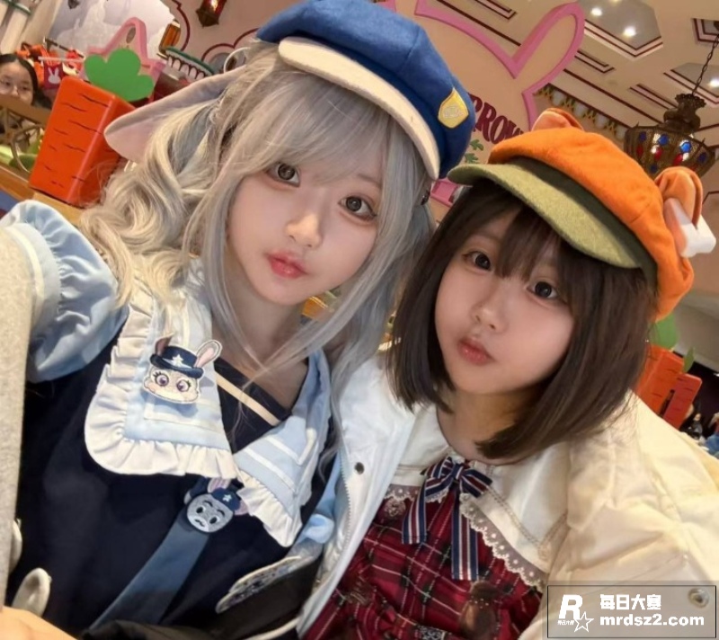 抖音福利姬嫩妹 神再相关图片2