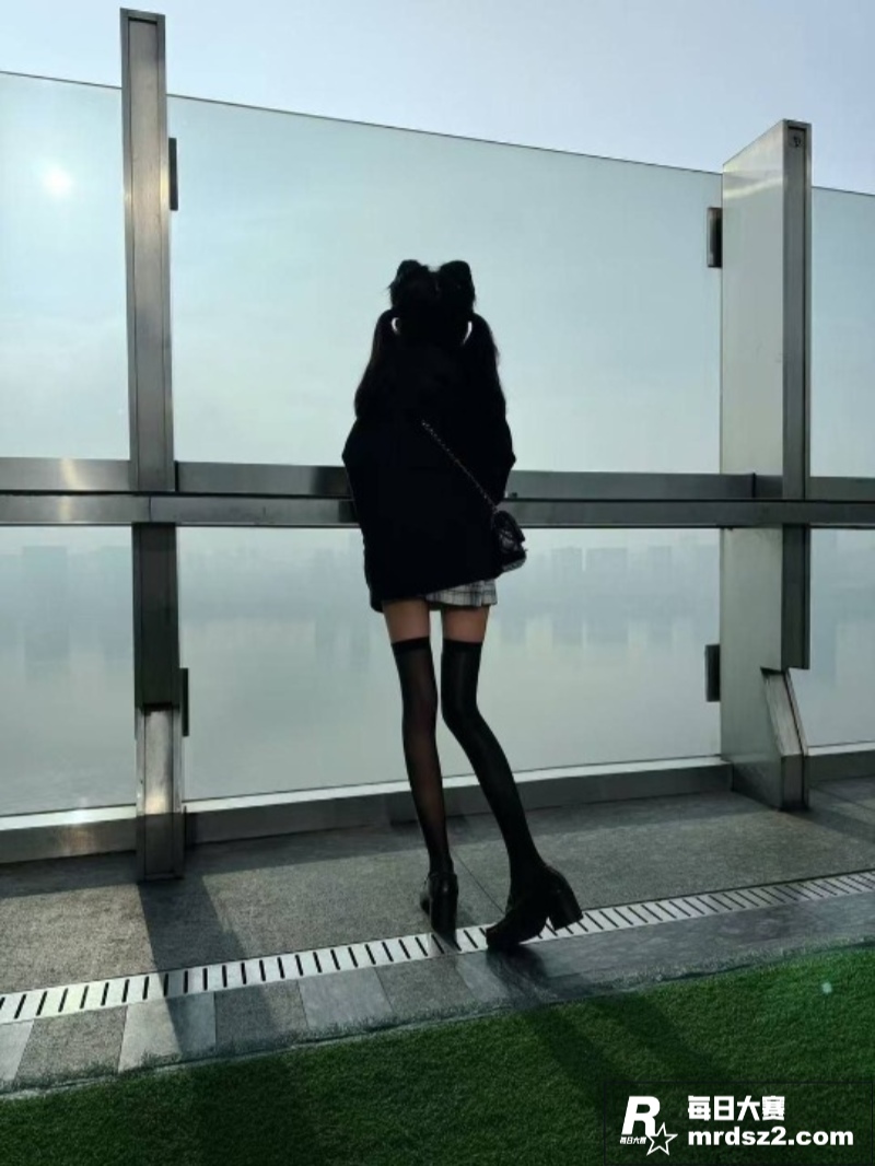 抖音福利姬嫩妹 神再相关图片3