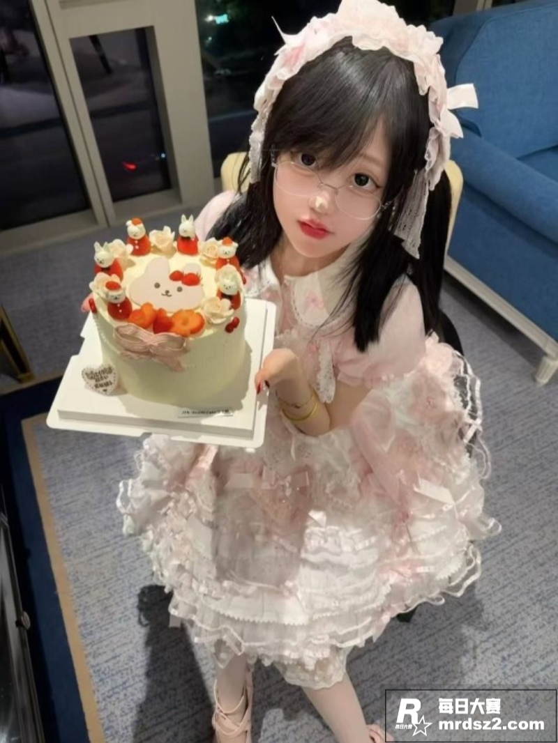 抖音福利姬嫩妹 神再相关图片13