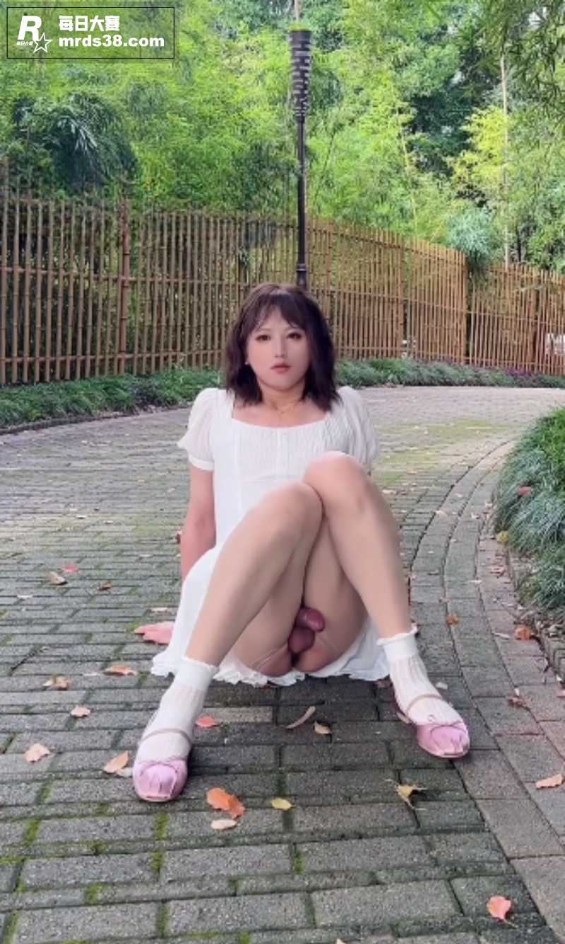 纯欲TS伪娘 小薰 相关图片3