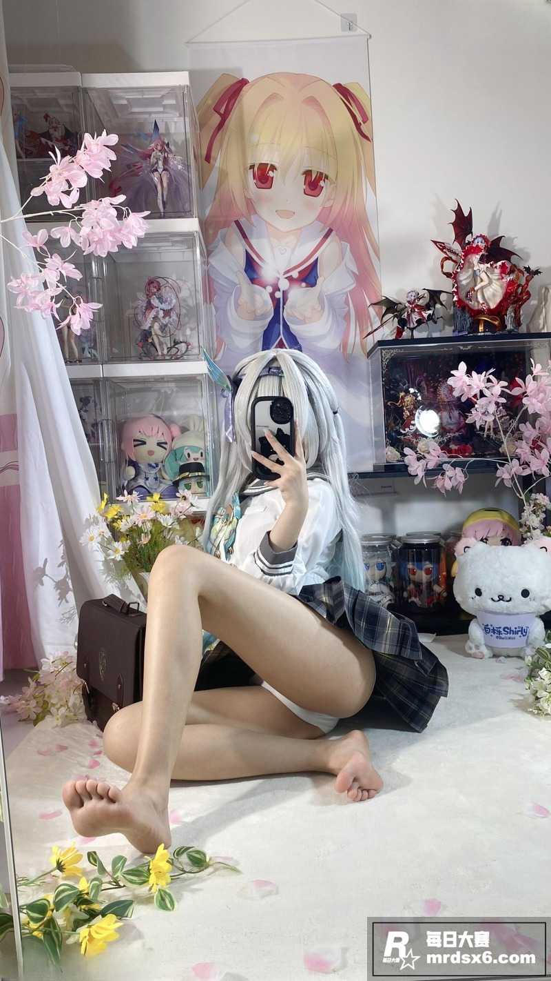推特极品二次元萝莉 相关图片1