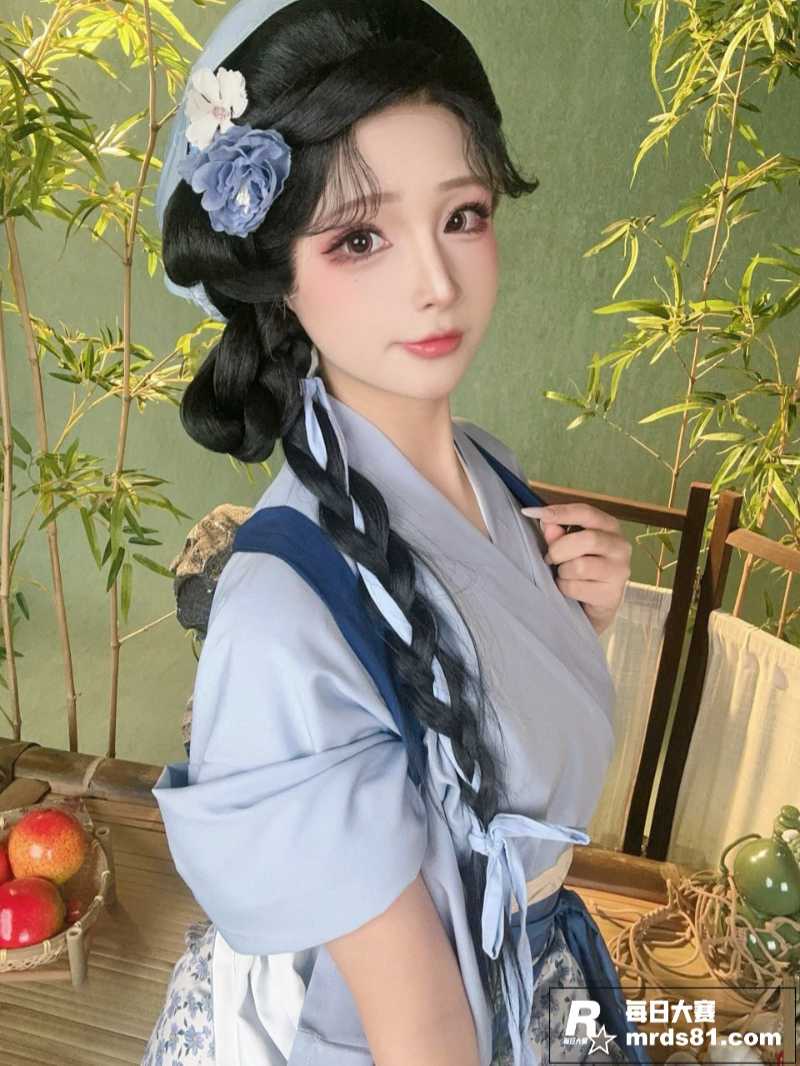 推特高颜值福利姬 y相关图片2