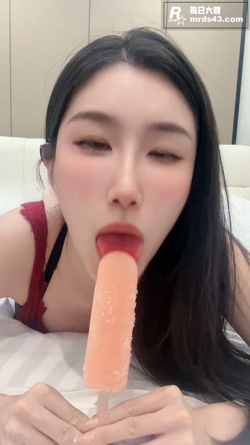高颜值女神 可爱的埋相关图片4