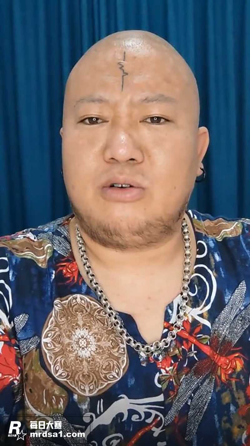 抖音光头装逼系主播 相关图片4