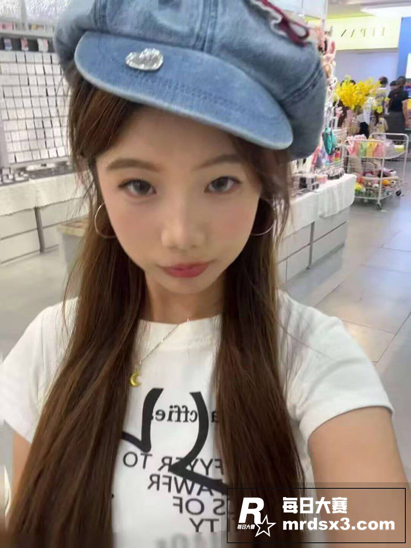 极品精神小妹 周丽珊相关图片5
