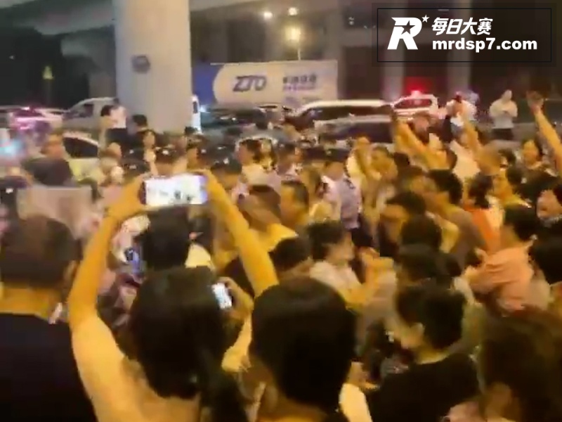 合肥居民反垃圾站活动相关图片2