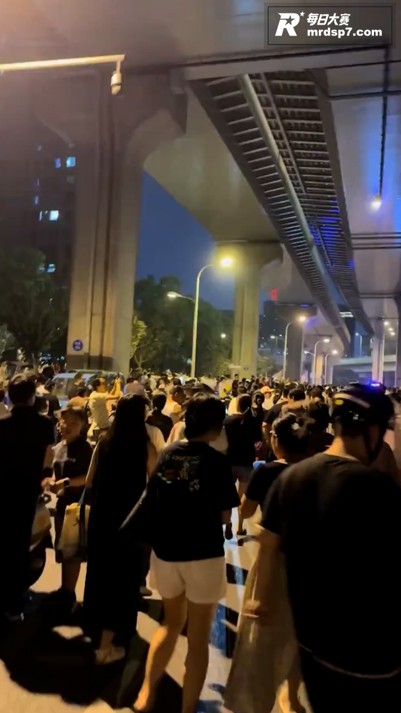 合肥居民反垃圾站活动相关图片4
