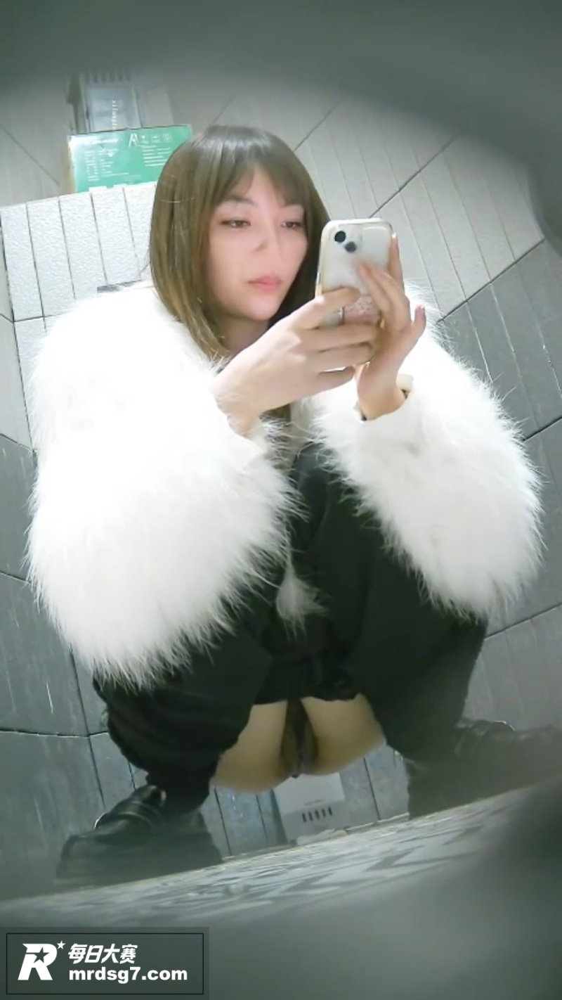 精选厕拍系列合集  相关图片2