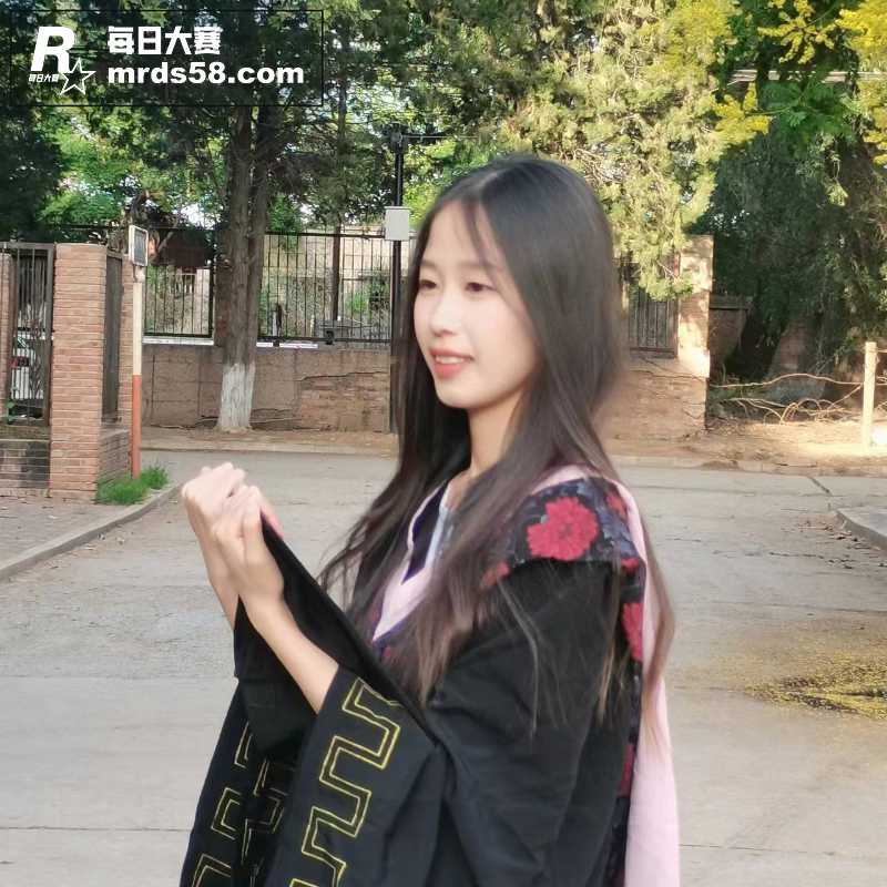 极品反差眼镜少女 外相关图片1