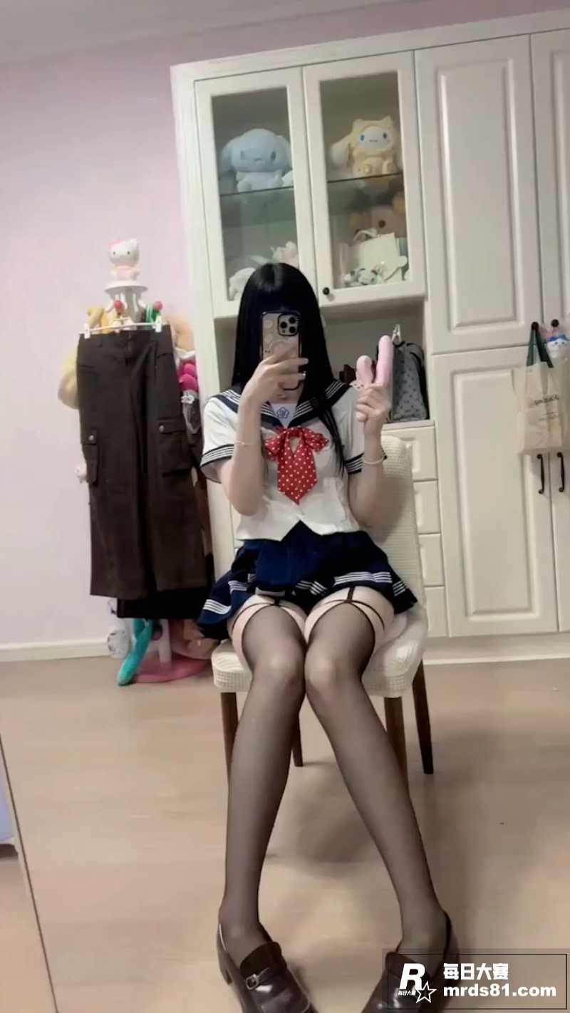 推特极品美少女 悠哉相关图片1