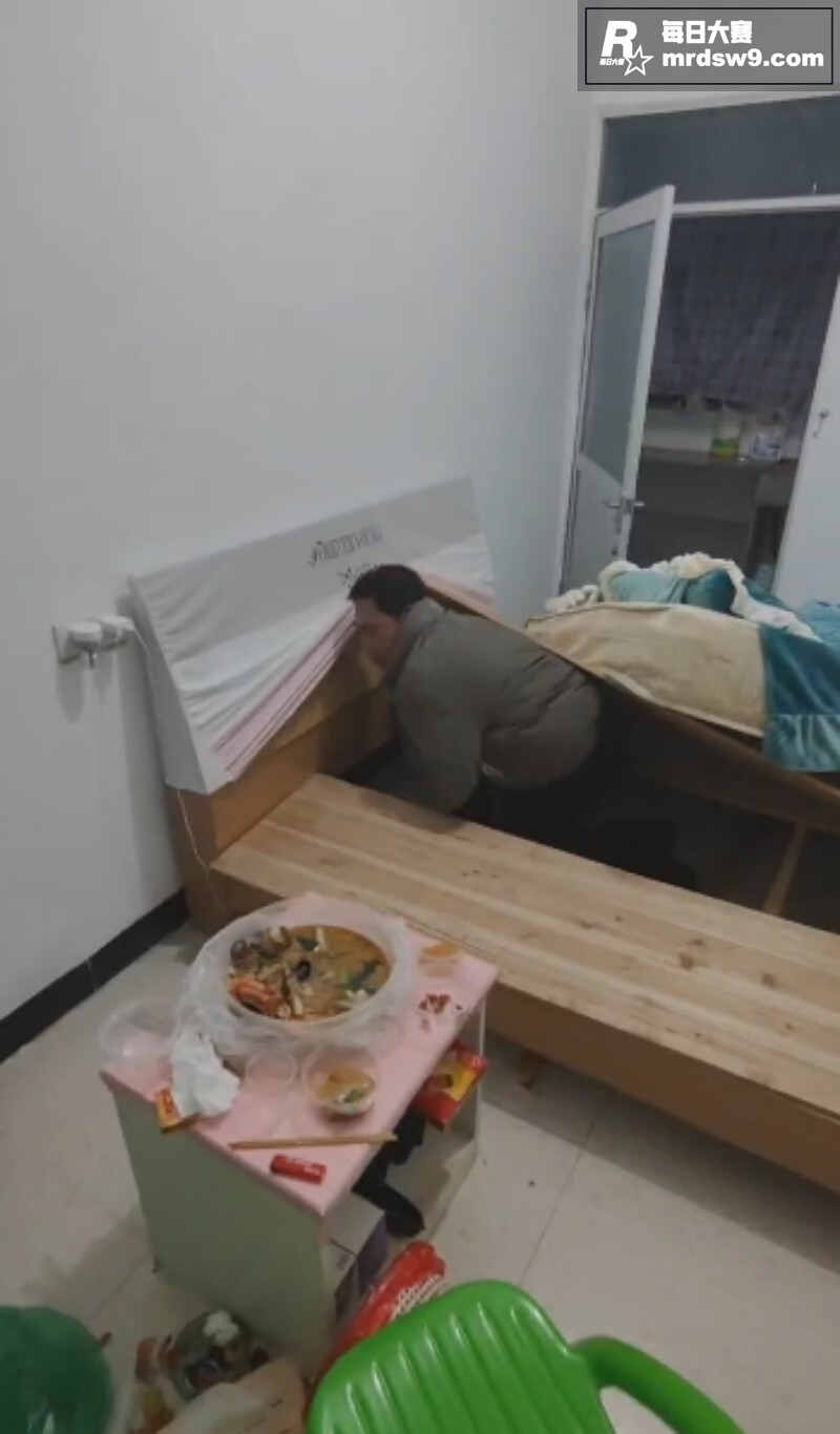 每日一抓！捉奸现场变相关图片2