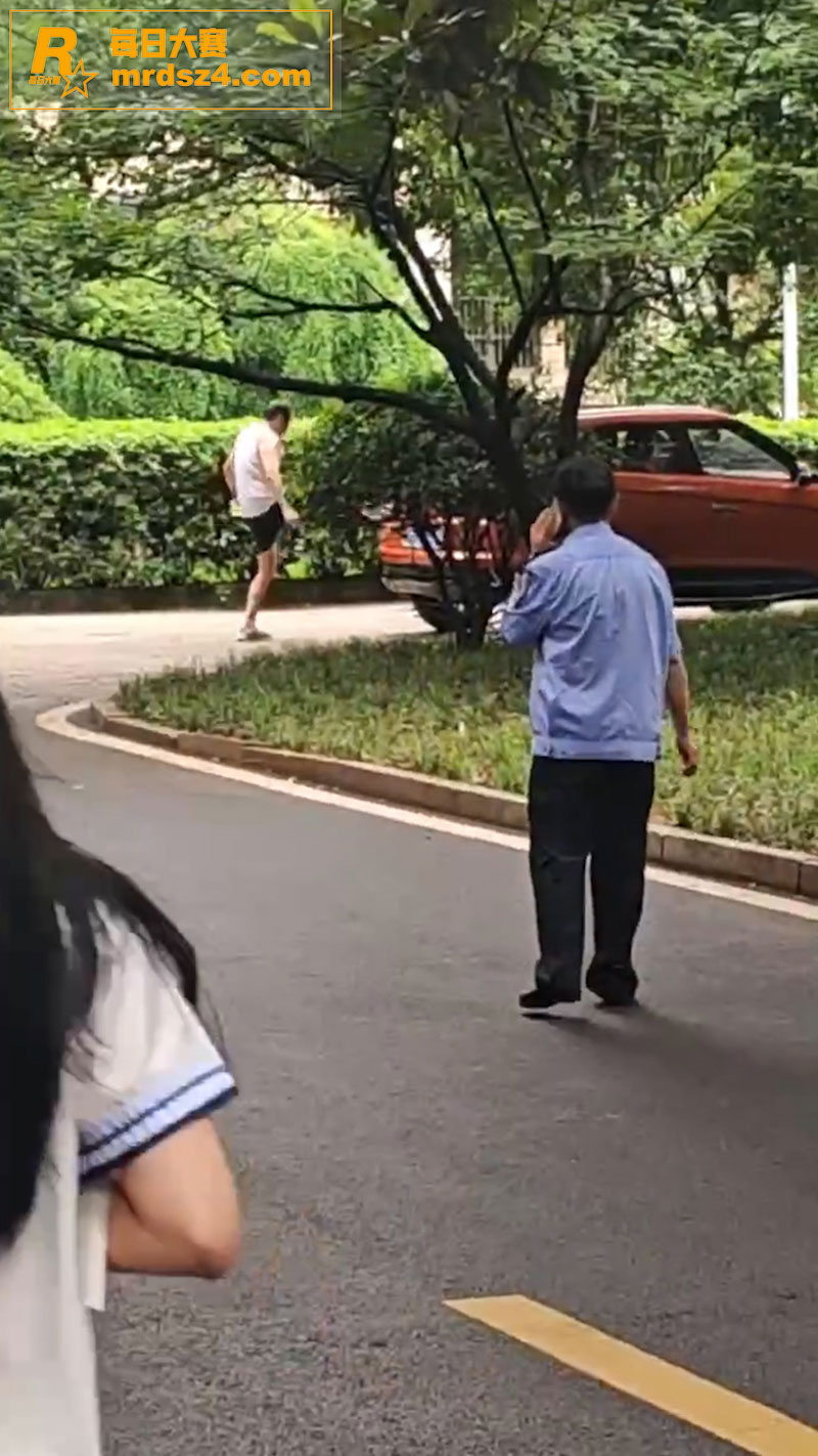 湖南长沙某大学 疯子相关图片6