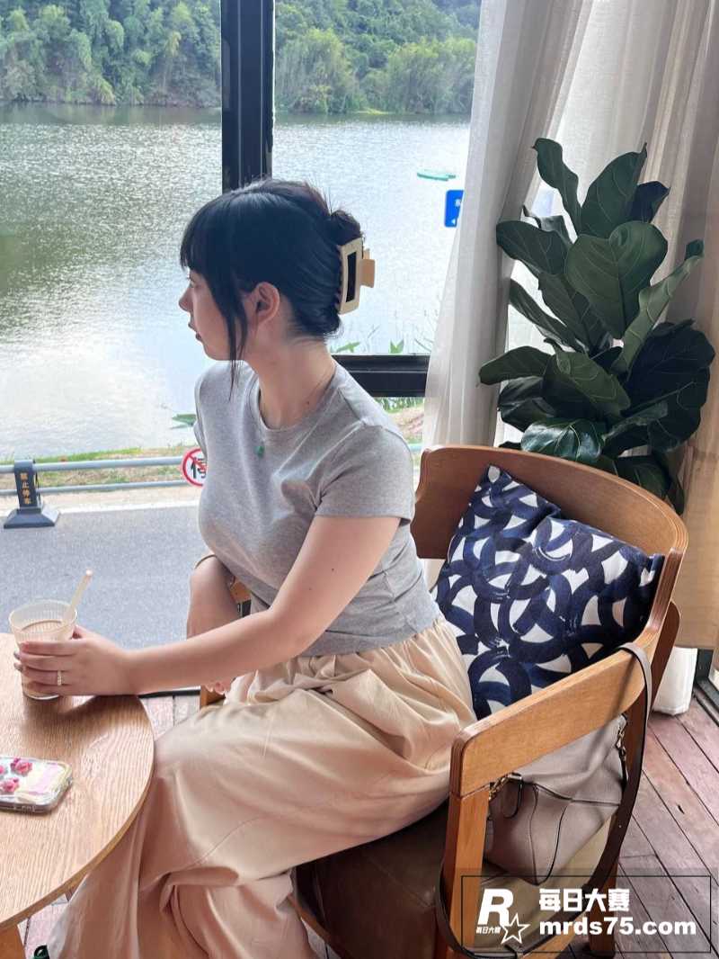 南京已婚小骚妇 张苇相关图片6