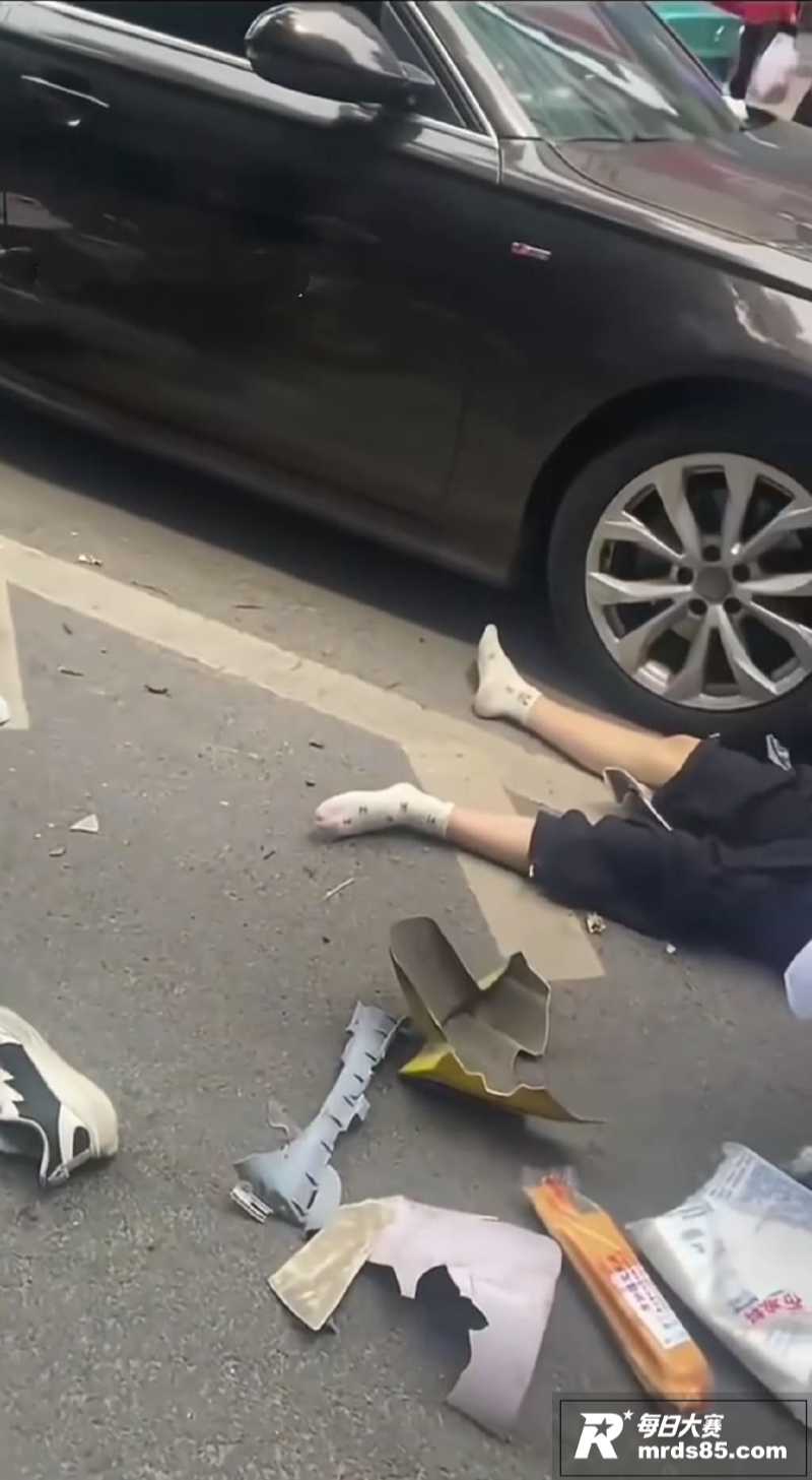 重庆黔江谭家湾惨烈车相关图片7