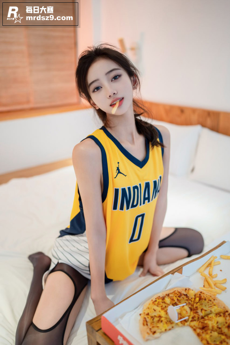 秀人网极品少女嫩模 相关图片25