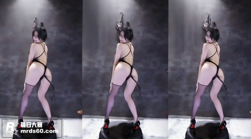 网易CC巨乳女神 温相关图片5