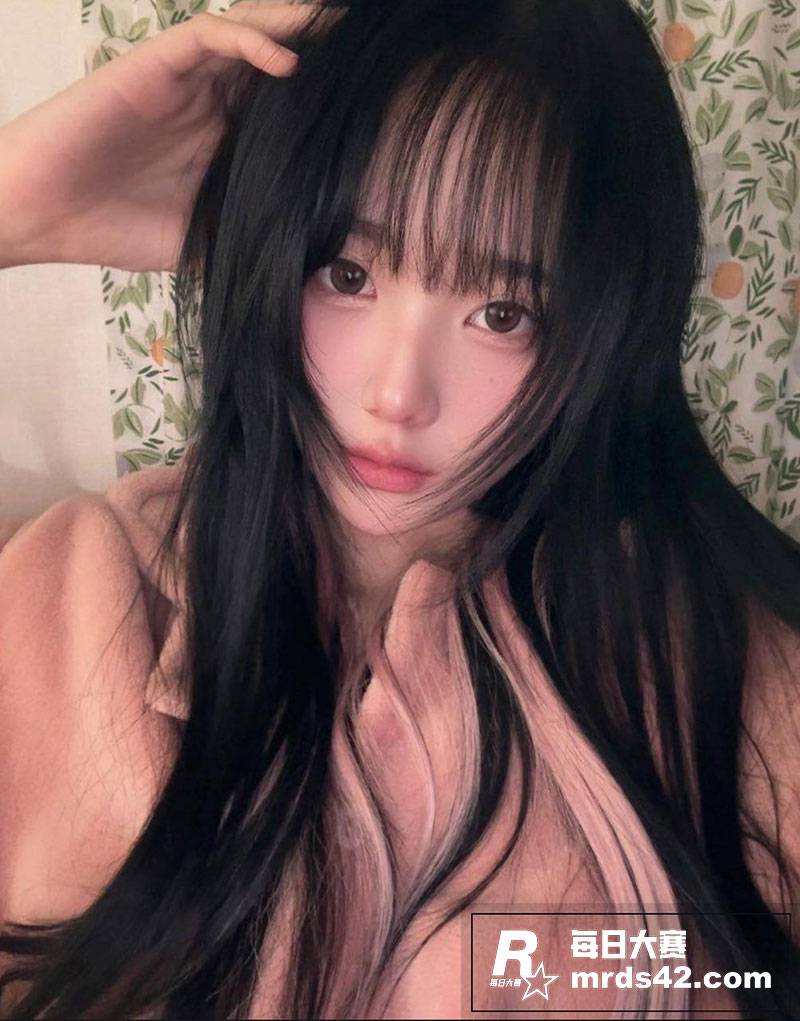 精神小妹醉酒被带回酒相关图片2