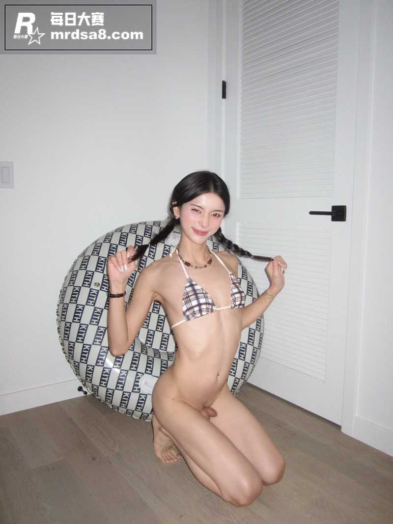 高颜值TS男娘 ky相关图片1