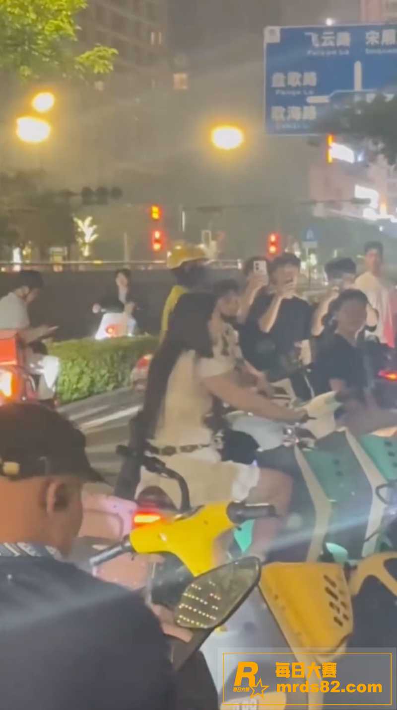 广西南宁 一女子舌战相关图片7