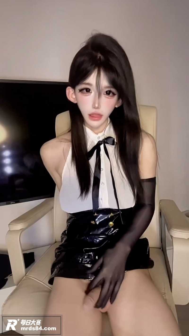 推特国产极品伪娘 月相关图片2