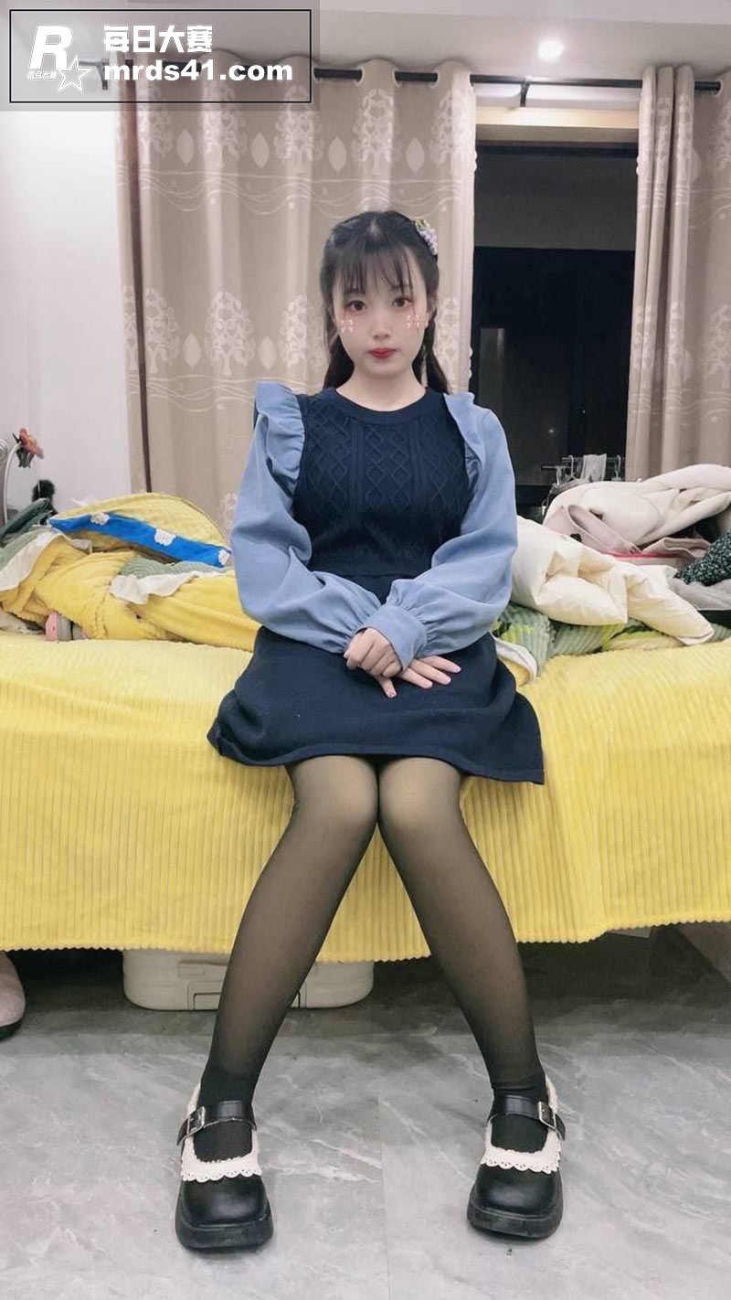 大四学生妹私密视频流相关图片2